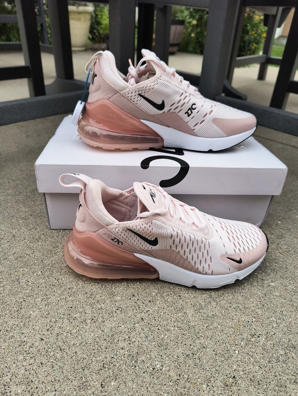 Nike Women's Air Max 270 Lifestyle Shoes Sneakers Size 6.5 Soft Pink - Picture 5 of 6